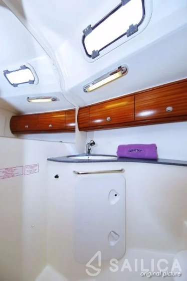 Bavaria 44 - Yacht Charter Sailica