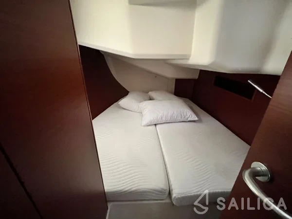 Hanse 458 - Yacht Charter Sailica