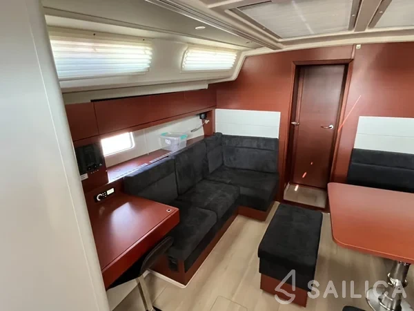 Hanse 458 - Yacht Charter Sailica