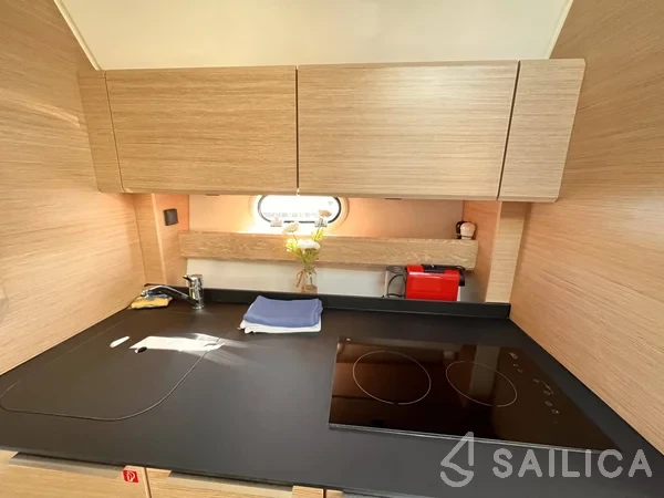 Bavaria 33 Sport - Yacht Charter Sailica