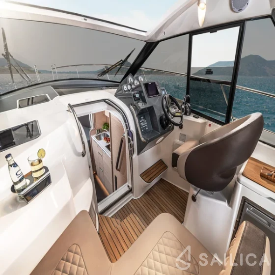 Bavaria 33 Sport - Yacht Charter Sailica