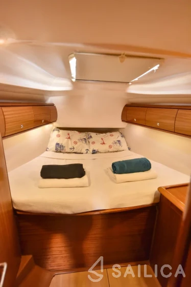 Bavaria 44 - Yacht Charter Sailica