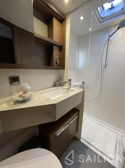 Lagoon 46  - Yacht Charter Sailica