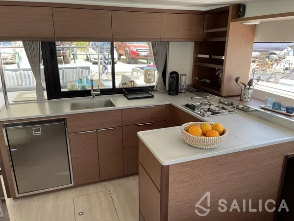 Lagoon 46  - Yacht Charter Sailica