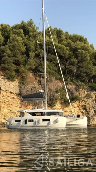 Lagoon 46  - Yacht Charter Sailica