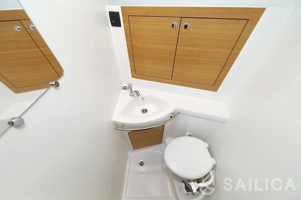 Elan Impression 40.1 - Yacht Charter Sailica