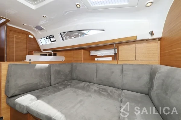 Elan Impression 40.1 - Yacht Charter Sailica