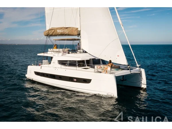 Bali 4.6 - Yacht Charter Sailica