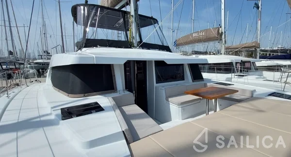 Bali 4.6 - Yacht Charter Sailica