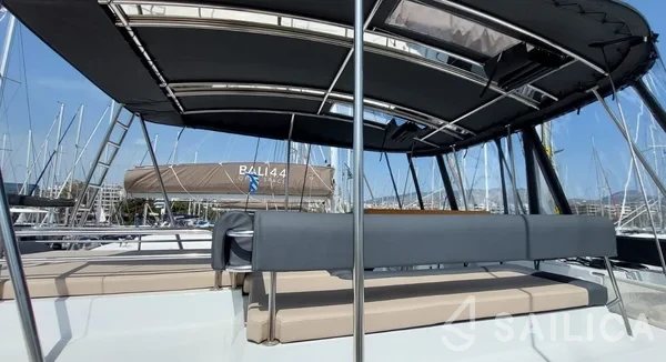 Bali 4.6 - Yacht Charter Sailica