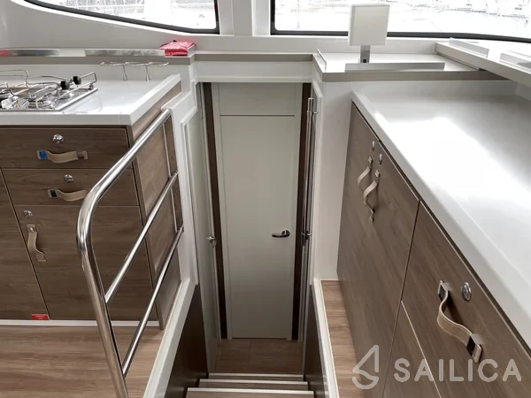 Bali 4.6 - Yacht Charter Sailica