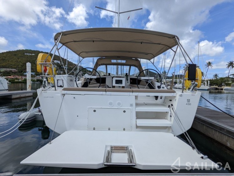 Dufour 430 - Yacht Charter Sailica