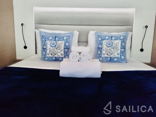 Tanna 47 - Yacht Charter Sailica
