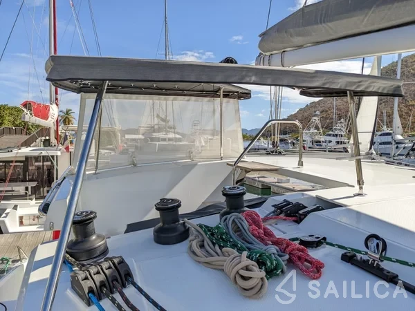 Lucia 40 - Yacht Charter Sailica