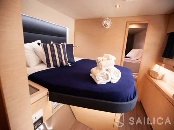 Saona 47 - Yacht Charter Sailica