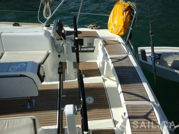 Dufour 44 - Yacht Charter Sailica