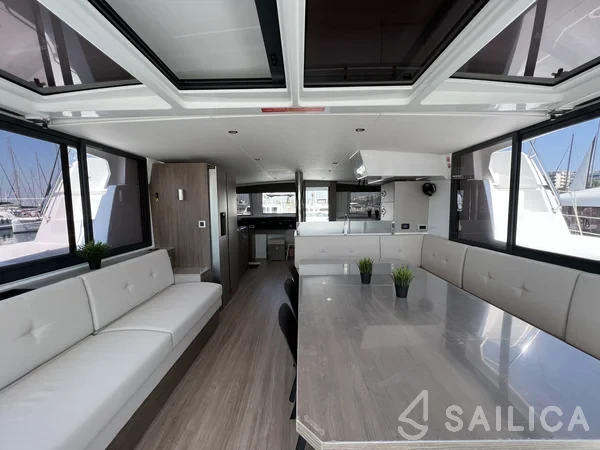 Bali 4.8  - Yacht Charter Sailica