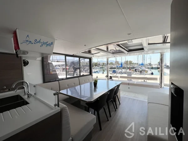 Bali 4.8  - Yacht Charter Sailica