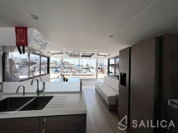 Bali 4.8  - Yacht Charter Sailica