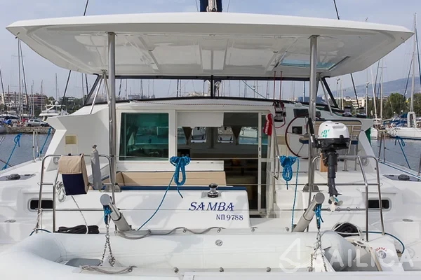 Lagoon 420 - Yacht Charter Sailica