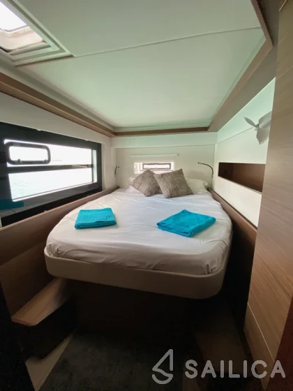 Nautitech 46 Fly - Yacht Charter Sailica