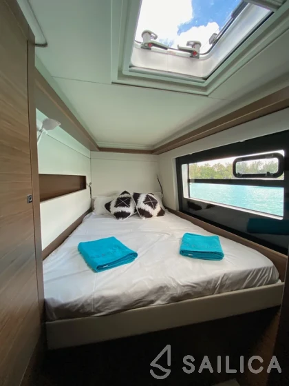 Nautitech 46 Fly - Yacht Charter Sailica