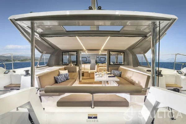Nautitech 40 open NEW - 4 + 2 cab. - Yacht Charter Sailica