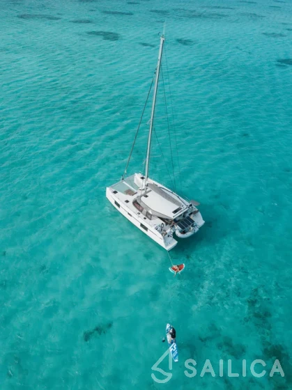 Nautitech 40 open NEW - 4 + 2 cab. - Yacht Charter Sailica