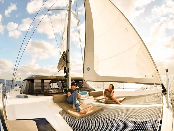Nautitech 40 open NEW - 4 + 2 cab. - Yacht Charter Sailica