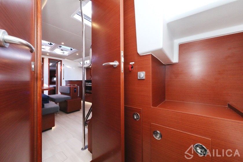 Hanse 460 - Yacht Charter Sailica