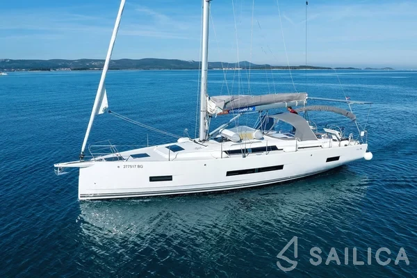 Hanse 460 - Yacht Charter Sailica