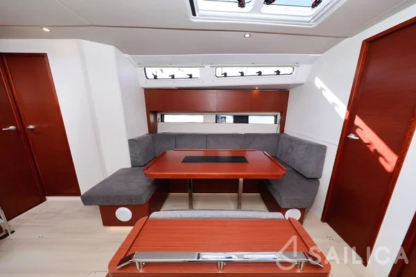 Hanse 460 - Yacht Charter Sailica