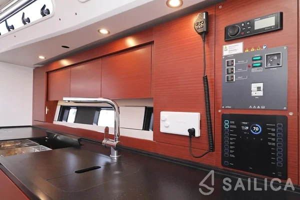 Hanse 460 - Yacht Charter Sailica