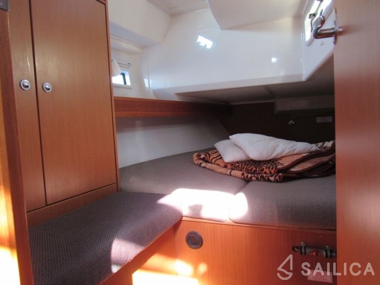 Bavaria 40 Cruiser - Yacht Charter Sailica