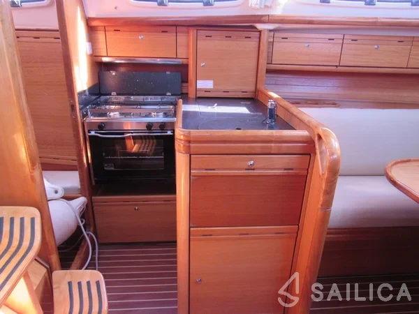 Bavaria 31 Cruiser - Yacht Charter Sailica