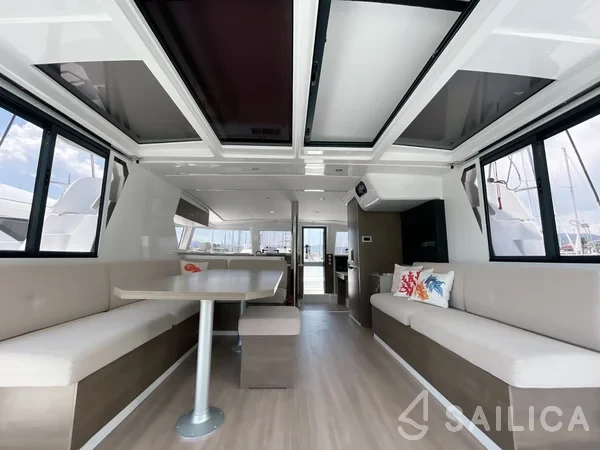 Bali 4.2 - Yacht Charter Sailica