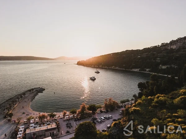 Prestige 590 Fly - Yacht Charter Sailica
