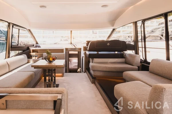 Prestige 590 Fly - Yacht Charter Sailica