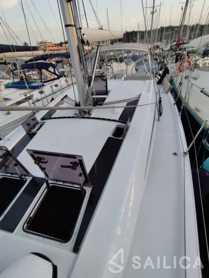 Oceanis 46.1 - Yacht Charter Sailica