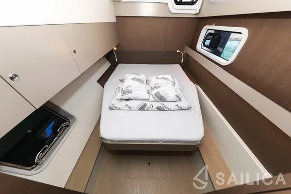 Bali Catspace - Yacht Charter Sailica