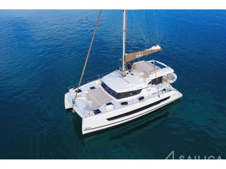 Bali Catspace - Yacht Charter Sailica