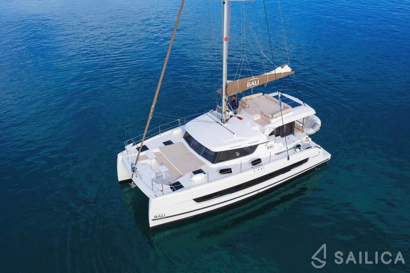 Bali Catspace - Yacht Charter Sailica