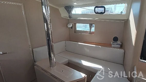 Oceanis 41.1 - Yacht Charter Sailica