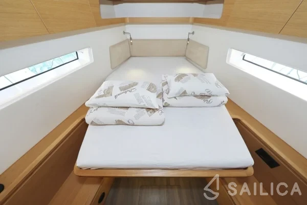 Elan GT6 - Yacht Charter Sailica