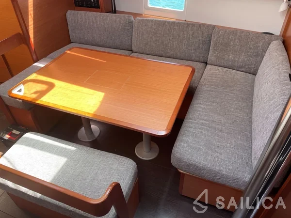 Dufour 430 - Yacht Charter Sailica