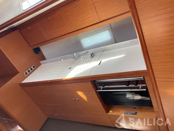 Dufour 430 - Yacht Charter Sailica