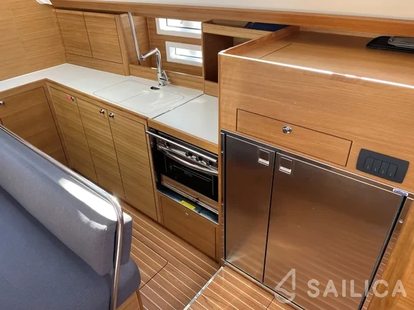 Elan Impression 45.1 - Yacht Charter Sailica