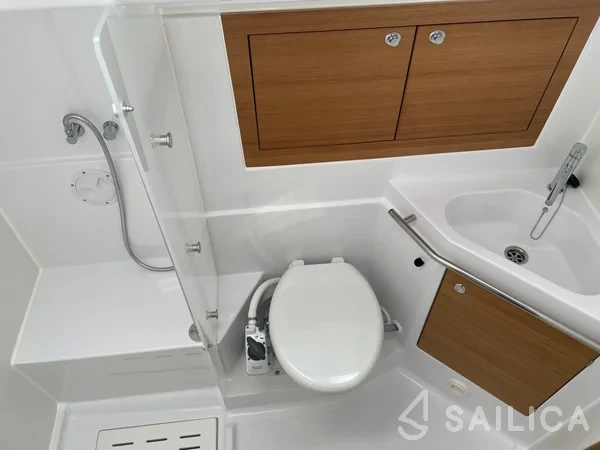 Elan Impression 45.1 - Yacht Charter Sailica