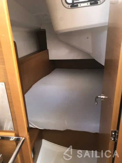 Sun Odyssey 349 - Yacht Charter Sailica