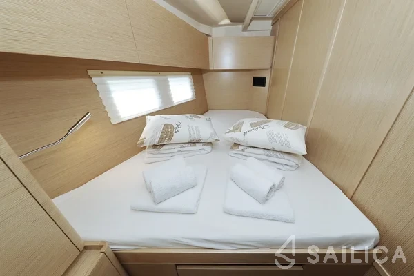 Hanse 588 - Yacht Charter Sailica